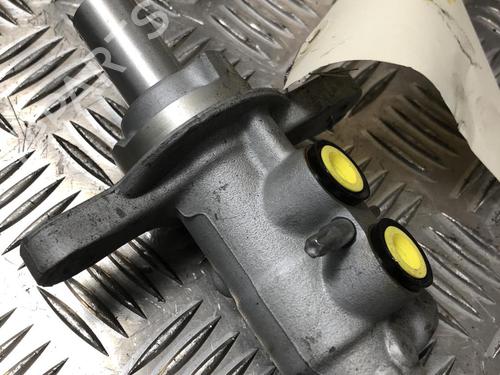 Maître-cylindre DS DS 3 (SA_) 1.2 VTi 82 (SAHMZ6) (82 hp) 31204700