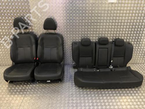Used Seats set NISSAN QASHQAI II (J11, J11_) 1.2 DIG-T (115 hp) 31244127