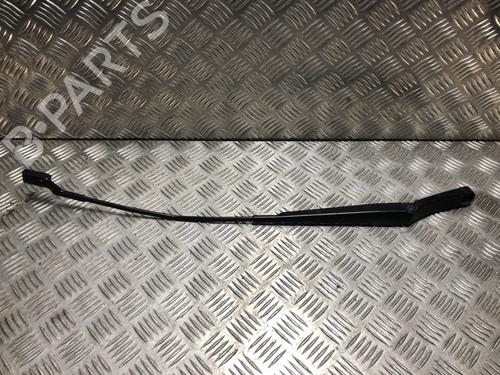 front-windshield-wiper-arm-vw-golf-vii-5g1-bq1-be1-be2-2012-2013-2014-2015-2016-2017-2018-2019-2020-2021-34415828 main image