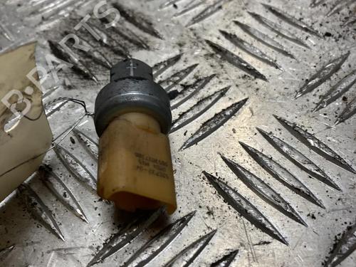 Used Electronic sensor CITROËN C4 Picasso II 1.6 HDi / BlueHDi 115 (115 hp) 31187414