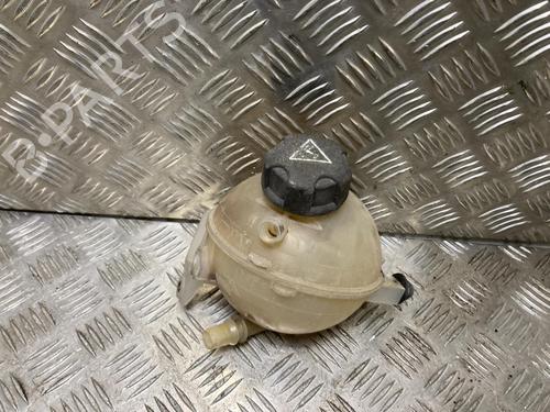 Used Expansion tank Expansion tank PEUGEOT 5008 (0U_, 0E_) 2.0 HDi 150 / BlueHDi 150 (150 hp) 33338310 33338310