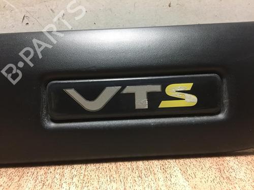 Aba guarda lamas trás esquerda Aba guarda lamas trás esquerda CITROËN XSARA (N1) 1.9 TD (90 hp) 20627473 20627473