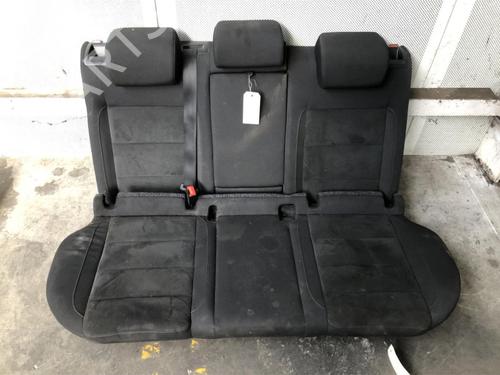 Used Rear seat VW GOLF VI (5K1) 1.4 TSI (122 hp) 23035231