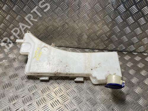 Sprinklertank Sprinklertank PEUGEOT 3008 II SUV (MC_, MR_, MJ_, M4_) 1.2 THP/ PureTech 130 (MRHNSM, MRHNSU, MRHNSJ, MRHNYW,... (131 hp) 36138837 36138837
