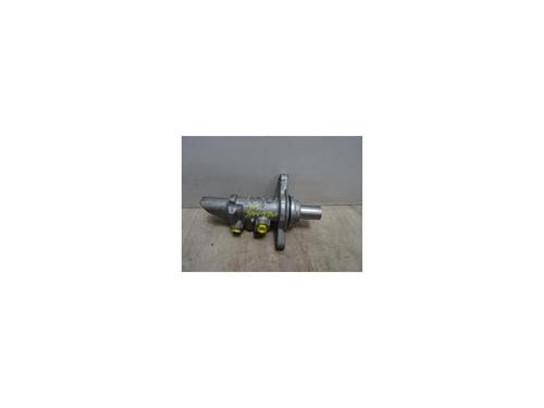 Used Brake master cylinder RENAULT MEGANE IV Hatchback (B9A/M/N_) 1.5 dCi 110 (B9A3) (110 hp) 23186529
