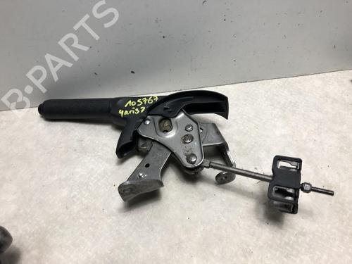 Used Hand brake Hand brake TOYOTA YARIS (_P9_) 1.3 VVT-i (SCP90_, SCP90R) (87 hp) 20612768 20612768
