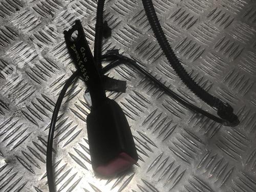 seat-buckle-toyota-corolla-verso-zer_-zze12_-r1_-2004-2005-2006-2007-2008-2009-26326984 main image