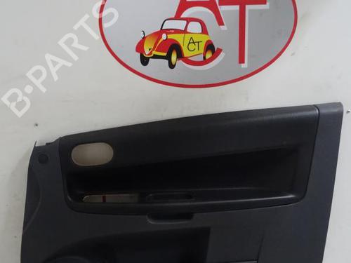 Forreste højre beklædning MITSUBISHI COLT VI (Z3_A, Z2_A) 1.1 (Z31A, Z32A) (75 hp) 30783713