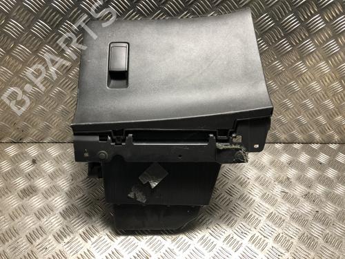 Used Glove box Glove box 38072276 38072276