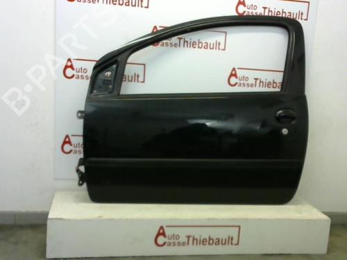 Used Left front door PEUGEOT 107 (PM_, PN_) 1.0 (68 hp) 30780642