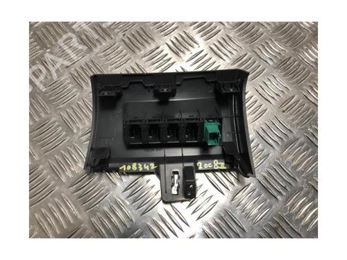 Switch PEUGEOT 2008 II (UD_, US_, UY_, UJ_, UR_, UC_) 1.5 BlueHDI 100 | BP23873893I30 