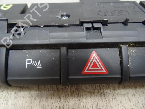 Used Warning switch AUDI A3 Sportback (8VA, 8VF) 2.0 TDI quattro (184 hp) 28287001