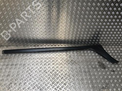 Højre sidekjole RENAULT KOLEOS I (HY_) 2.0 dCi (HY0K) (150 hp) 31200629