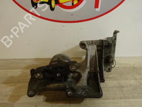 Used Engine mount RENAULT KOLEOS I (HY_) 2.0 dCi 4x4 (HY0K) (150 hp) 23109222