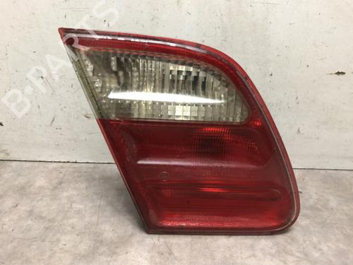 Achterlicht kofferdeksel achterklep links MERCEDES-BENZ E-CLASS (W210) E 200 CDI (210.007) (102 hp) 20621550
