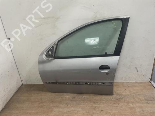 Dør venstre foran PEUGEOT 206 Hatchback (2A/C) 1.6 i (89 hp) 20631925