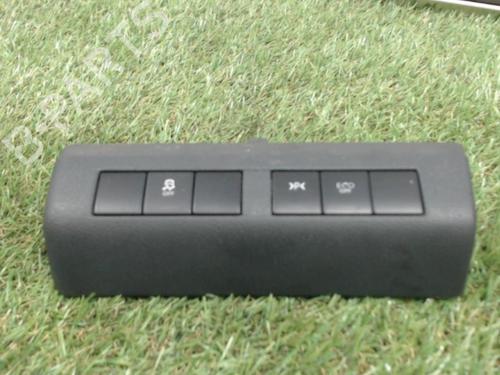 Used Switch PEUGEOT 3008 I MPV (0U_) 1.2 (131 hp) 13037087