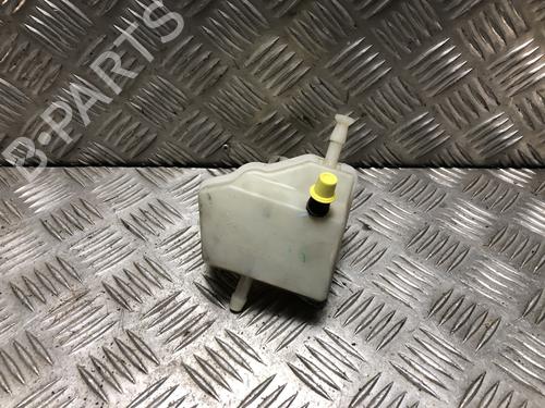 Used Brake fluid reservoir Brake fluid reservoir 39403940 39403940