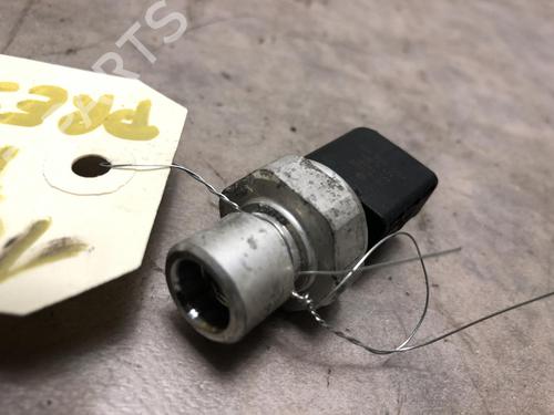 Used Electronic sensor VW POLO VI (AW1, BZ1, AE1) 1.0 TSI (95 hp) 31243784