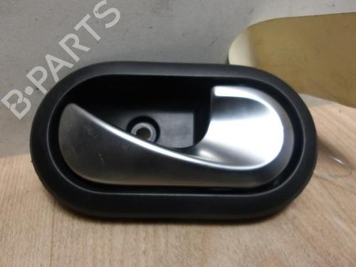 Højre bagtil invendig håndtag DACIA LODGY (JS_) 1.3 TCe 130 (JSNE) (131 hp) 13263701