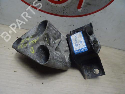 engine-mount-renault-clio-iii-br01-cr01-2005-2006-2007-2008-2009-2010-2011-2012-2013-2014-29017866 main image