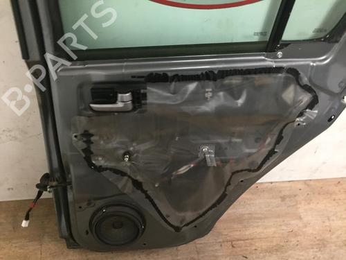Used Right rear door SUZUKI SWIFT III (MZ, EZ) 1.3 DDiS (RS413D) (69 hp) 13284113
