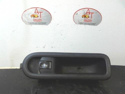 Høyre Foran elrute bryter RENAULT CLIO III (BR0/1, CR0/1) 1.5 dCi (BR17, CR17) (86 hp) 13262286
