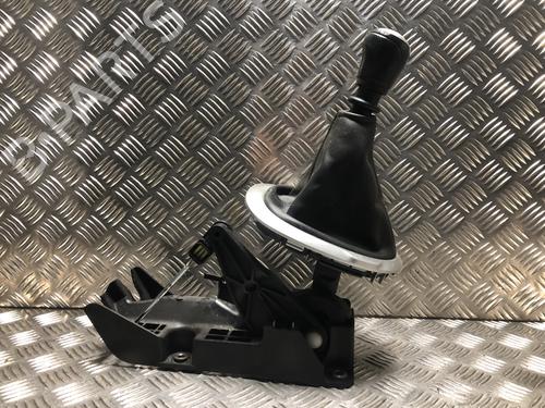 Used Gear lever NISSAN JUKE (F15) 1.5 dCi (110 hp) 32727598