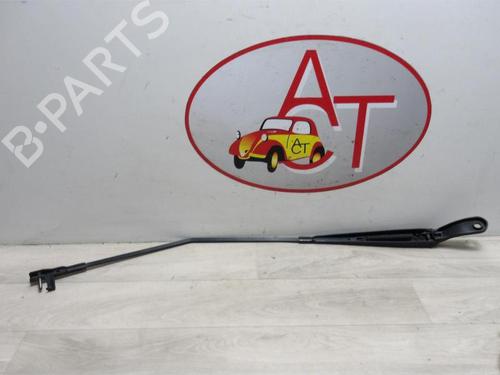 Front windshield wiper arm PEUGEOT 207 (WA_, WC_) 1.4 HDi | BP13275982C143 