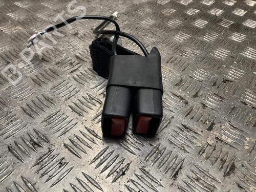 Used Seat buckle NISSAN QASHQAI II (J11, J11_) 1.2 DIG-T (115 hp) 31022067