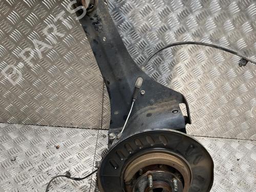 Fusee rechts achter MAZDA CX-7 (ER) 2.2 MZR-CD AWD (ER10A) (173 hp) 32405309