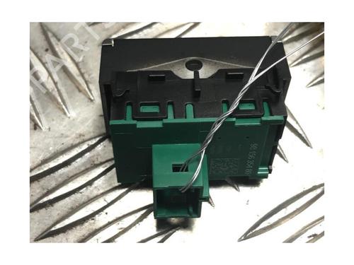 Switch PEUGEOT 208 II (UB_, UP_, UW_, UJ_) 1.2 PureTech 100 | BP25708557I30