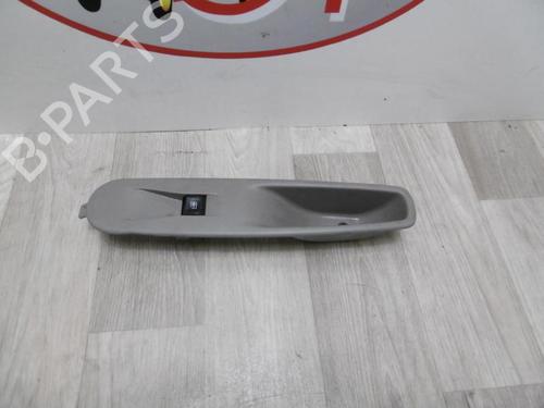 Used Right front window switch RENAULT ZOE (BFM_) ZOE (88 hp) 13508814