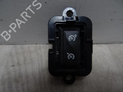 Used Switch Switch RENAULT MEGANE III Coupe (DZ0/1_) 1.5 dCi (DZ09, DZ0D, DZ1F, DZ1G, DZ14, DZ29) (110 hp) 13136804 13136804