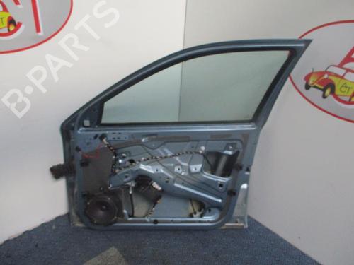 Used Right front door Right front door 30782705 30782705