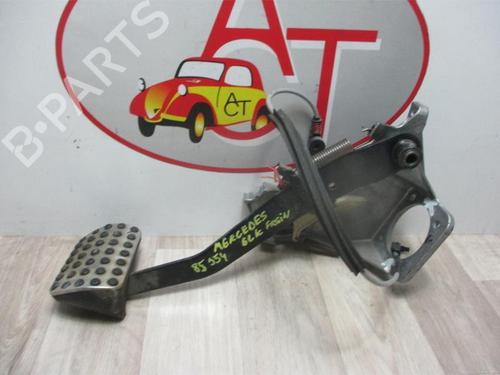 Used Break pedal MERCEDES-BENZ SLK (R170) 230 Kompressor (170.447) (193 hp) 13035651