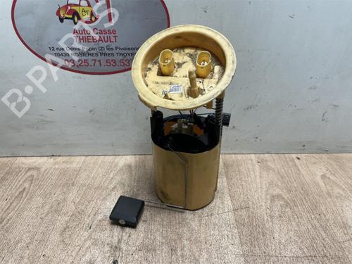 Used Fuel pump BMW 1 Coupe (E82) 118 d (143 hp) 23068785