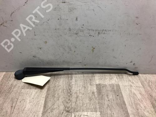 Used Front windshield wiper arm RENAULT CLIO II (BB_, CB_) 1.2 (BB0A, BB0F, BB10, BB1K, BB28, BB2D, BB2H, CB0A,... (58 hp) 23871097