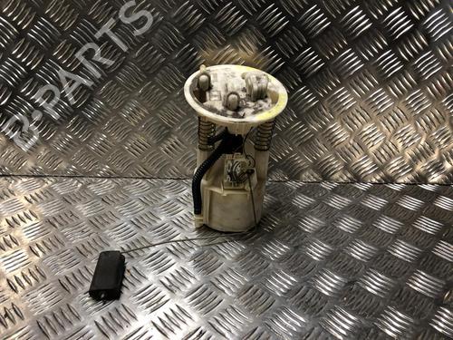 Bränslepump RENAULT MEGANE I (BA0/1_) 1.4 e (BA0E, BA0V) (75 hp) 31243861