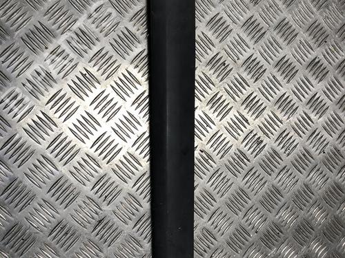 Used Door moulding trim RENAULT CLIO II (BB_, CB_) 1.5 dCi (B/CB08) (82 hp) 32113818