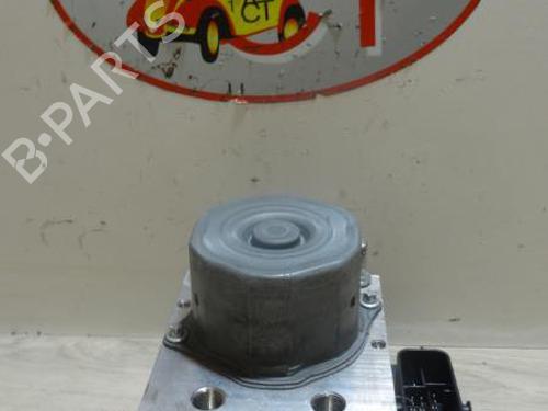 Used ABS pump RENAULT TWINGO III (BCM_, BCA_) 1.0 SCe 70 (BCMB) (69 hp) 13292434