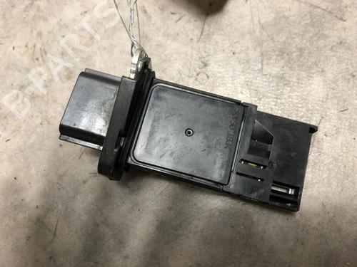 Used Mass air flow sensor RENAULT KOLEOS I (HY_) 2.0 dCi 4x4 (HY0K) (150 hp) 31195795
