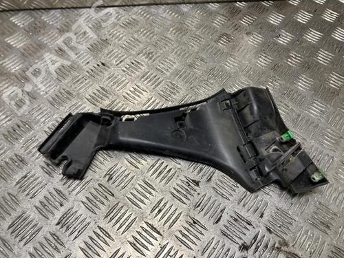 Used Rear bumper bracket Rear bumper bracket VOLVO C30 (533) 1.6 D (109 hp) 33981831 33981831