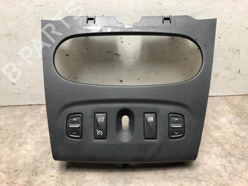 Used Switch DACIA SANDERO II TCe 90 (B8M1, B8MA, B8AC) (90 hp) 20634844