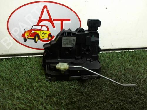 Used Front right lock OPEL CORSA D (S07) 1.3 CDTI (L08, L68) (75 hp) 28286499