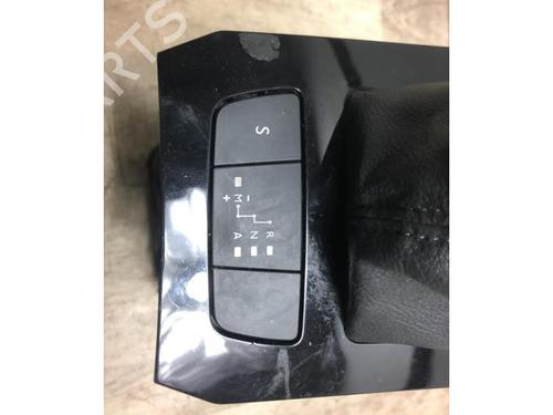 Gear lever PEUGEOT 508 SW I (8E_) 1.6 HDi | BP20618278M90 