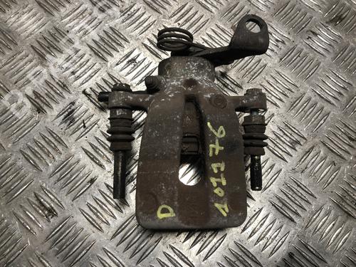 Used Right rear brake caliper Right rear brake caliper ALFA ROMEO 147 (937_) 1.6 16V T.SPARK ECO (937.AXA1A, 937.BXA1A) (105 hp) 33677288 33677288