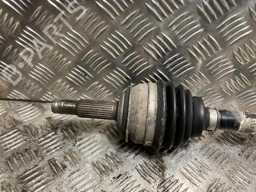 Right front driveshaft TOYOTA YARIS (_P9_) 1.4 D-4D (NLP90_, NLP90R) | BP31201800M39