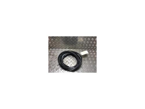 Used Rubber door seal PEUGEOT 2008 I (CU_) 1.6 HDi (92 hp) 27549568