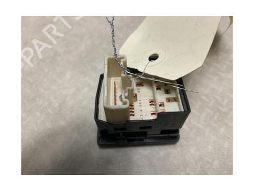 Mirror switch TOYOTA YARIS (_P9_) 1.3 VVT-i (SCP90_, SCP90R) | BP20612765I25